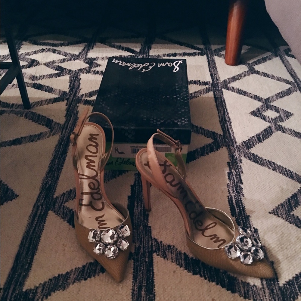 Mark Sling Back High Heel in Natural Raffia